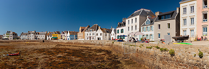 Le port de l'île de sein (Ile de Sein, Finistère, Bretagne)