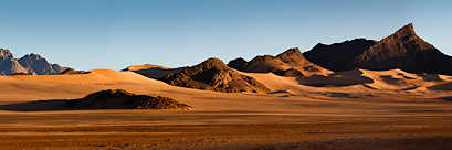 Coucher de soleil sur les dunes (Erg Tihodaine, Sahara algérien)