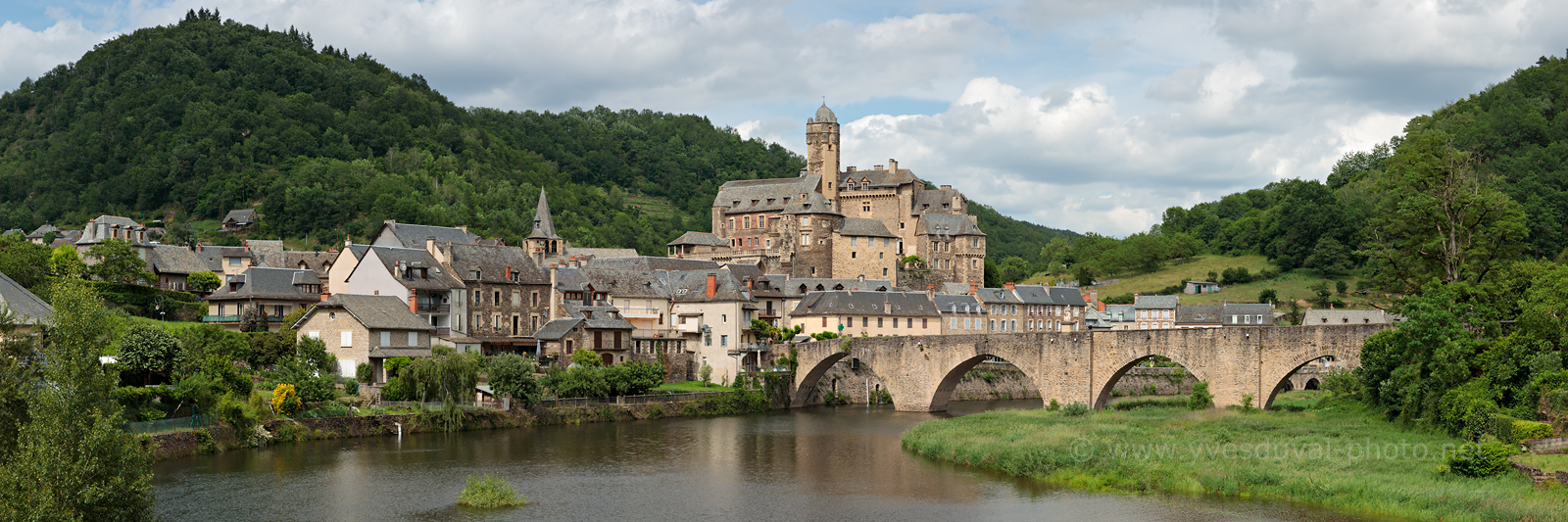 Village d'Estaing Village d'Estaing