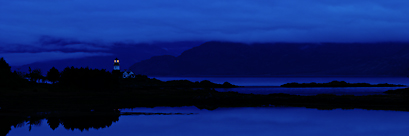 Le phare d'Ornsay de nuit (Ile de Skye, Ecosse)