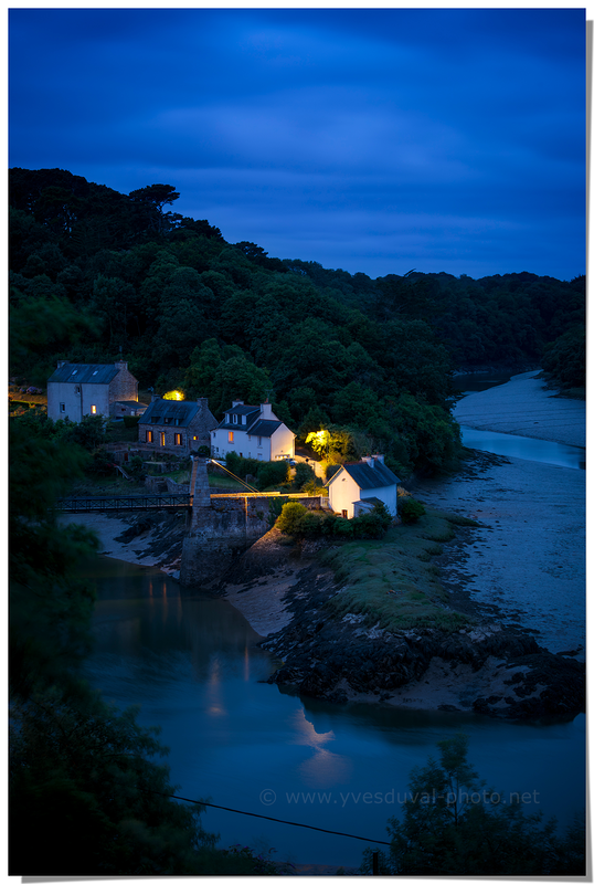La rivière Guindy au niveau de la ville de Tréguier (Côtes d'Armor, Bretagne)