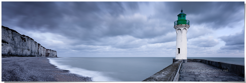 Le phare de Saint-Valéry-en-Caux (Seine-Maritime, Normandie)