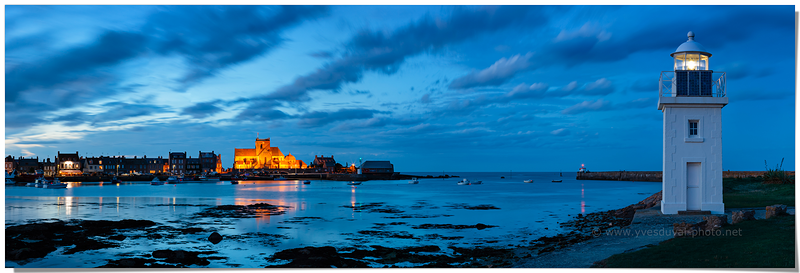 Le port de Barfleur au crépuscule (Manche, Normandie)